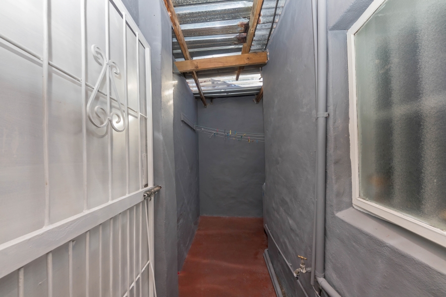 3 Bedroom Property for Sale in Woodstock Western Cape